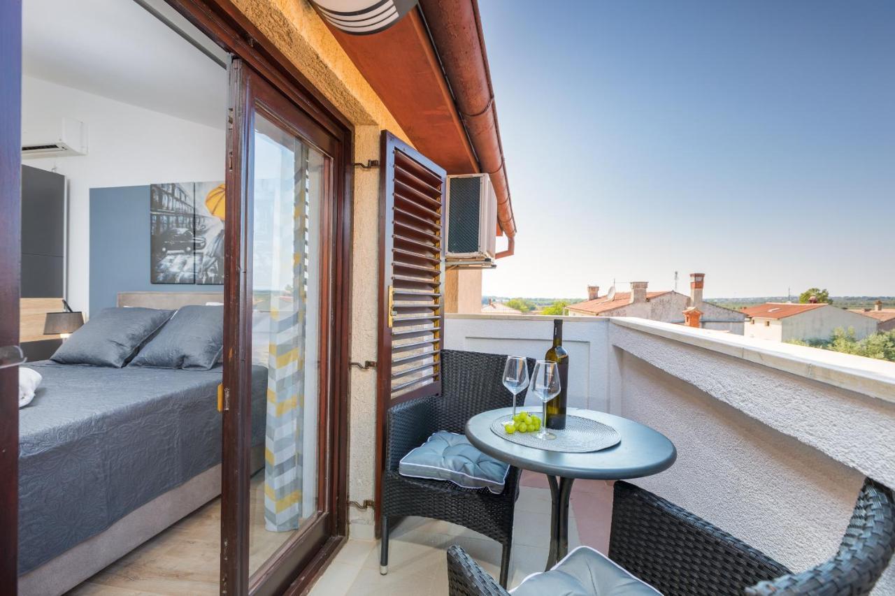 Wine House Apartments & Rooms Marceta Fažana エクステリア 写真