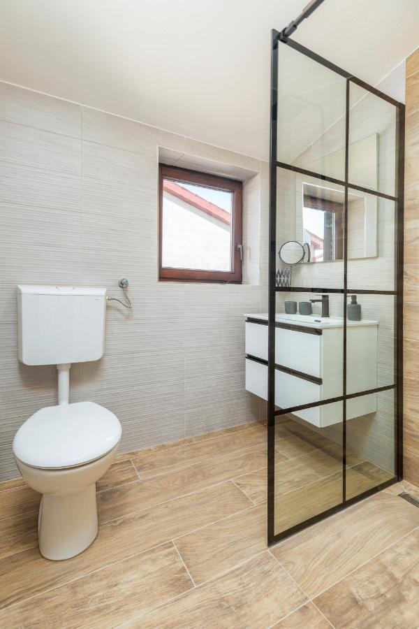 Wine House Apartments & Rooms Marceta Fažana エクステリア 写真