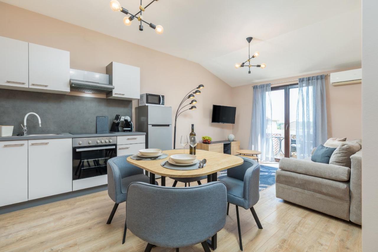 Wine House Apartments & Rooms Marceta Fažana エクステリア 写真