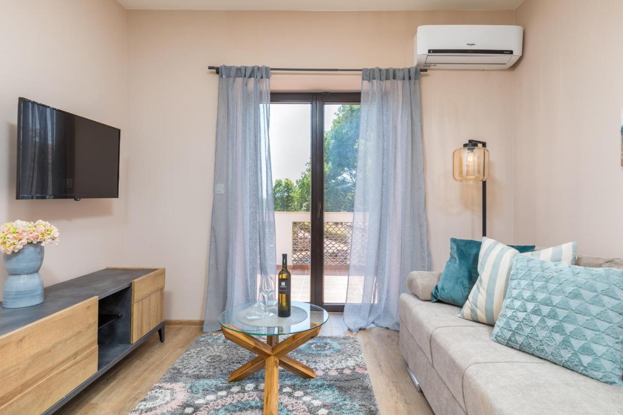 Wine House Apartments & Rooms Marceta Fažana エクステリア 写真