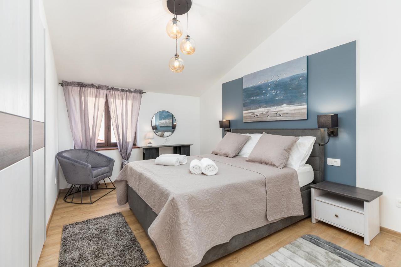 Wine House Apartments & Rooms Marceta Fažana エクステリア 写真