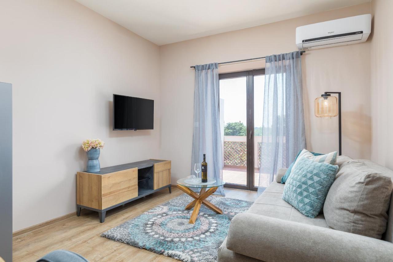 Wine House Apartments & Rooms Marceta Fažana エクステリア 写真