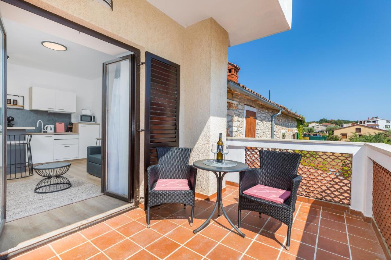 Wine House Apartments & Rooms Marceta Fažana エクステリア 写真